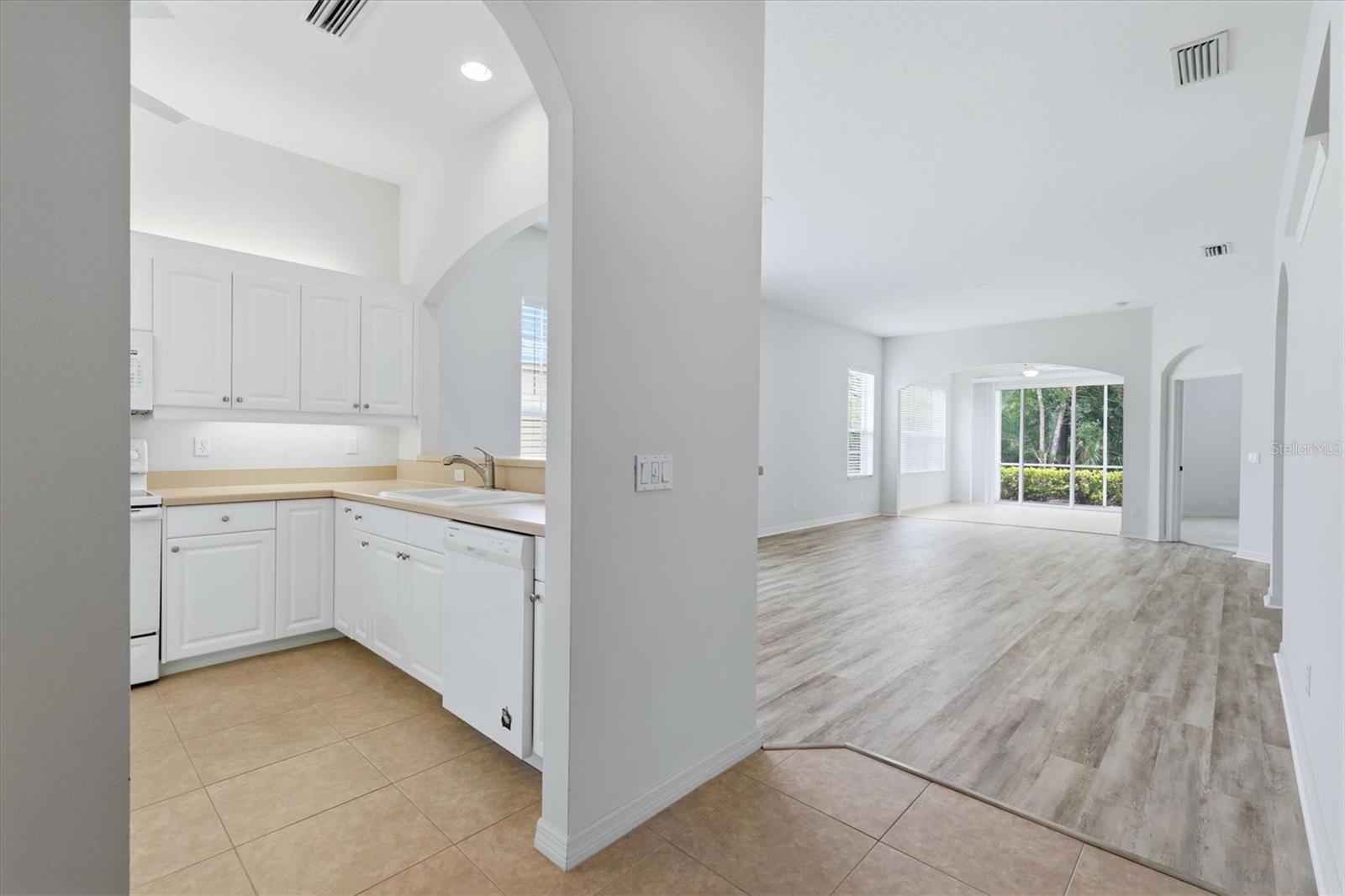 1622 MONARCH DR #1622, VENICE, FL, 34293