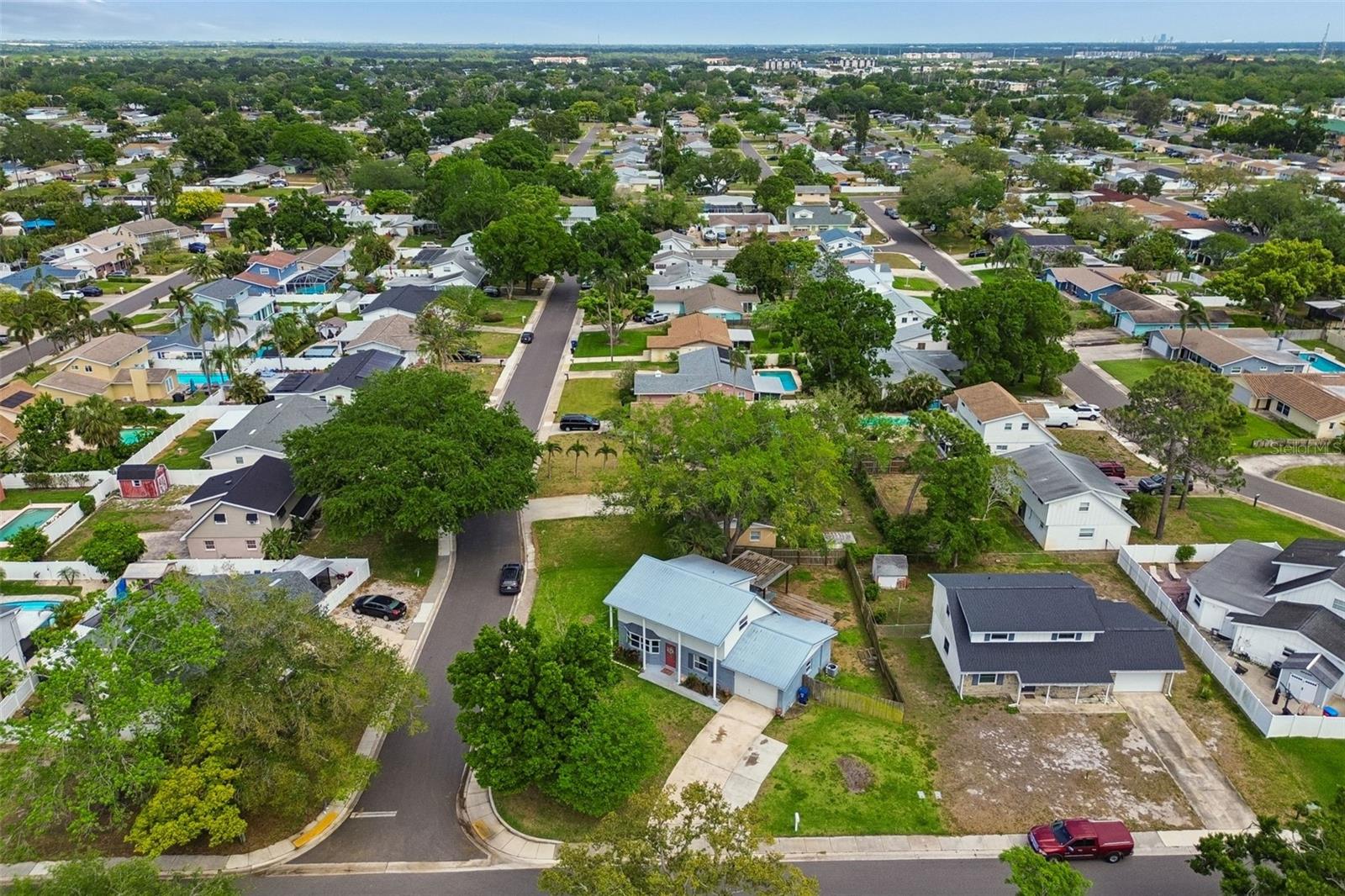 8043 124TH ST, SEMINOLE, FL, 33772