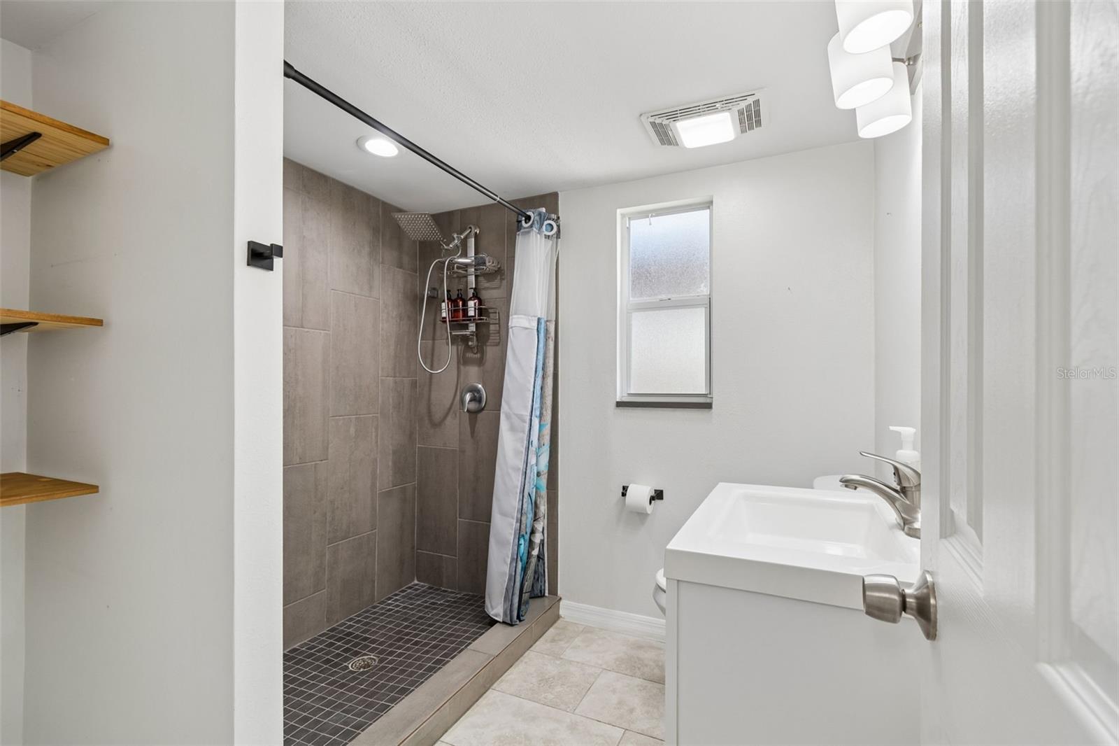 8043 124TH ST, SEMINOLE, FL, 33772