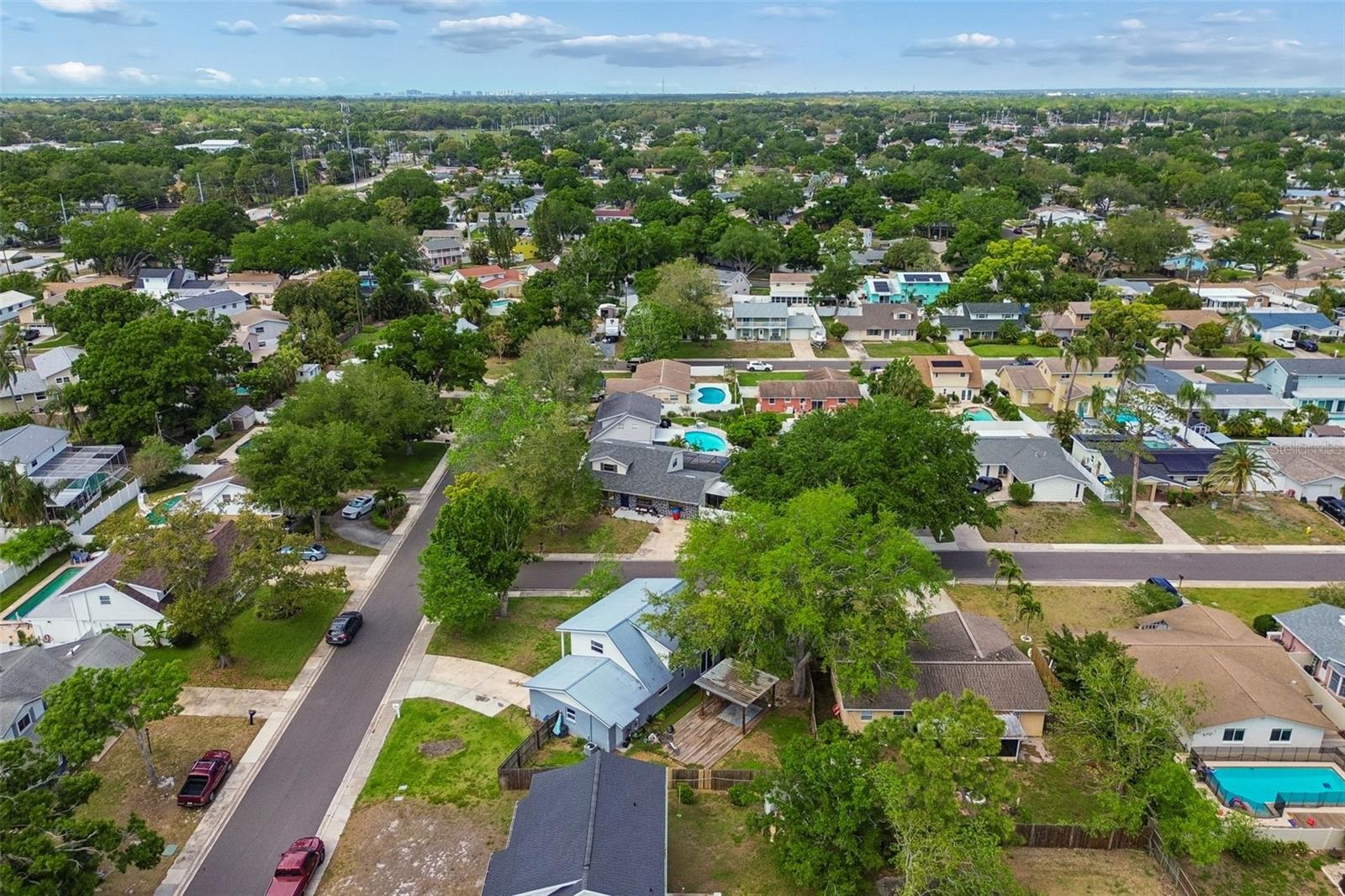 8043 124TH ST, SEMINOLE, FL, 33772