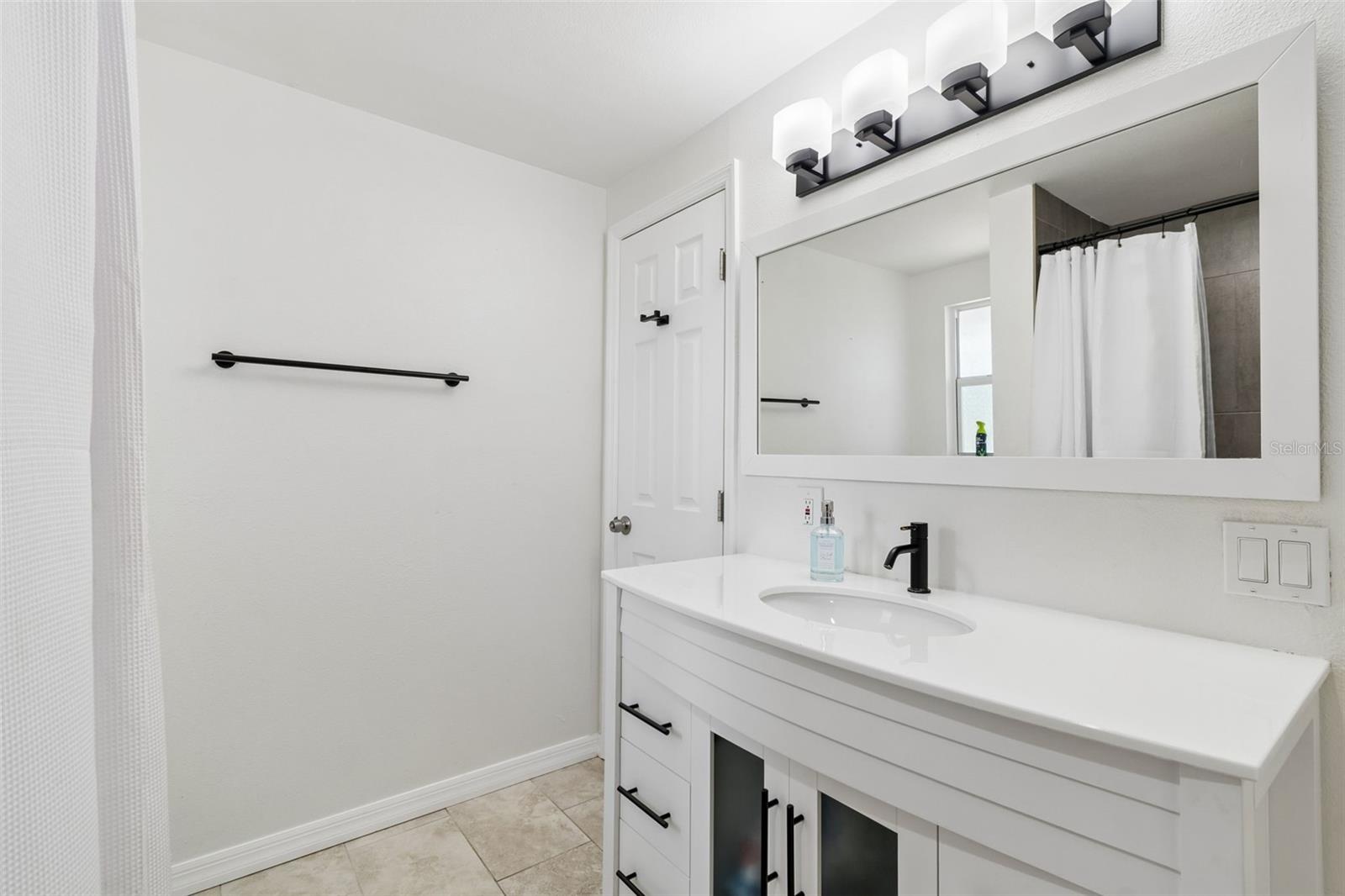 8043 124TH ST, SEMINOLE, FL, 33772