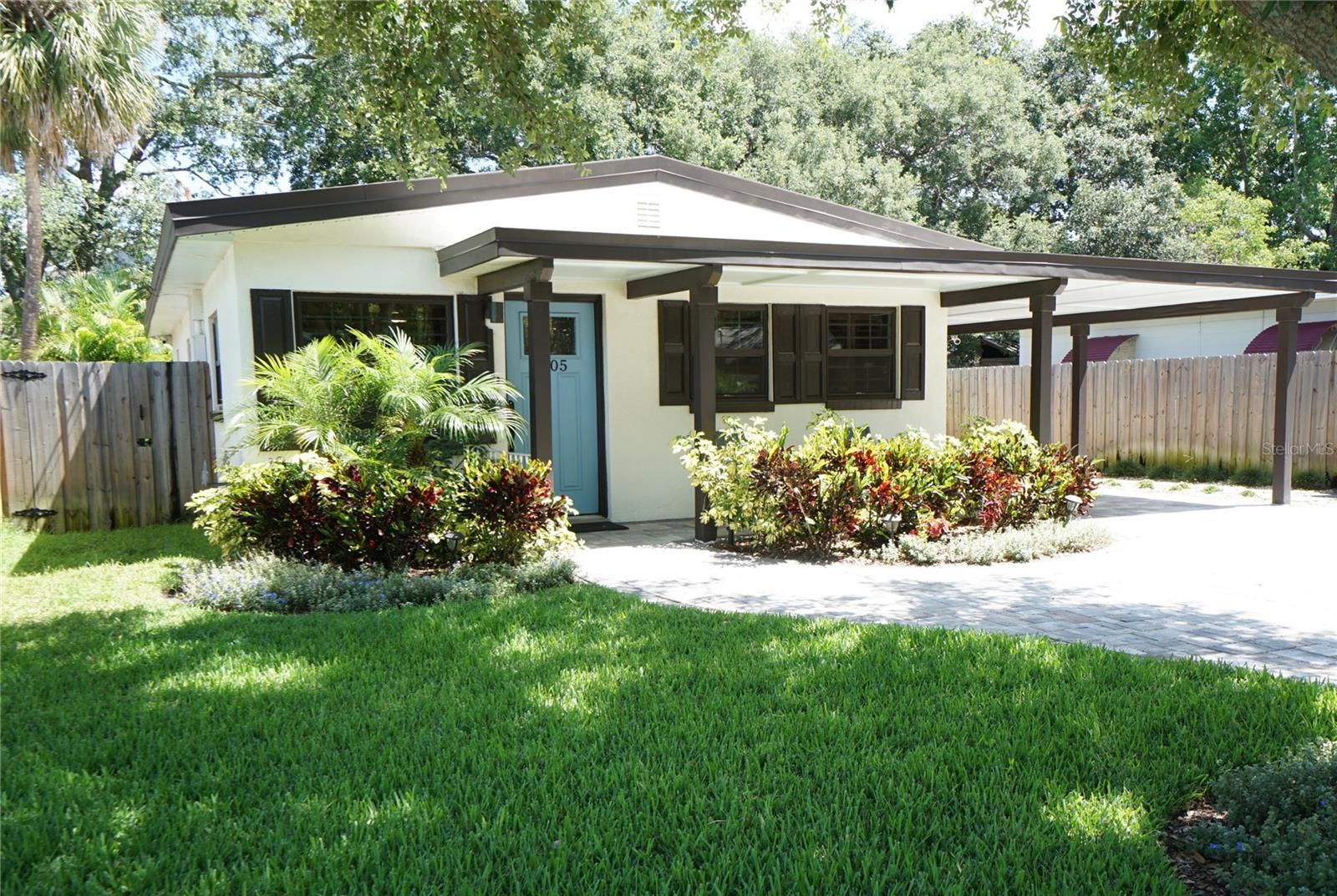 3205 W BALLAST POINT BLVD, TAMPA, FL, 33611