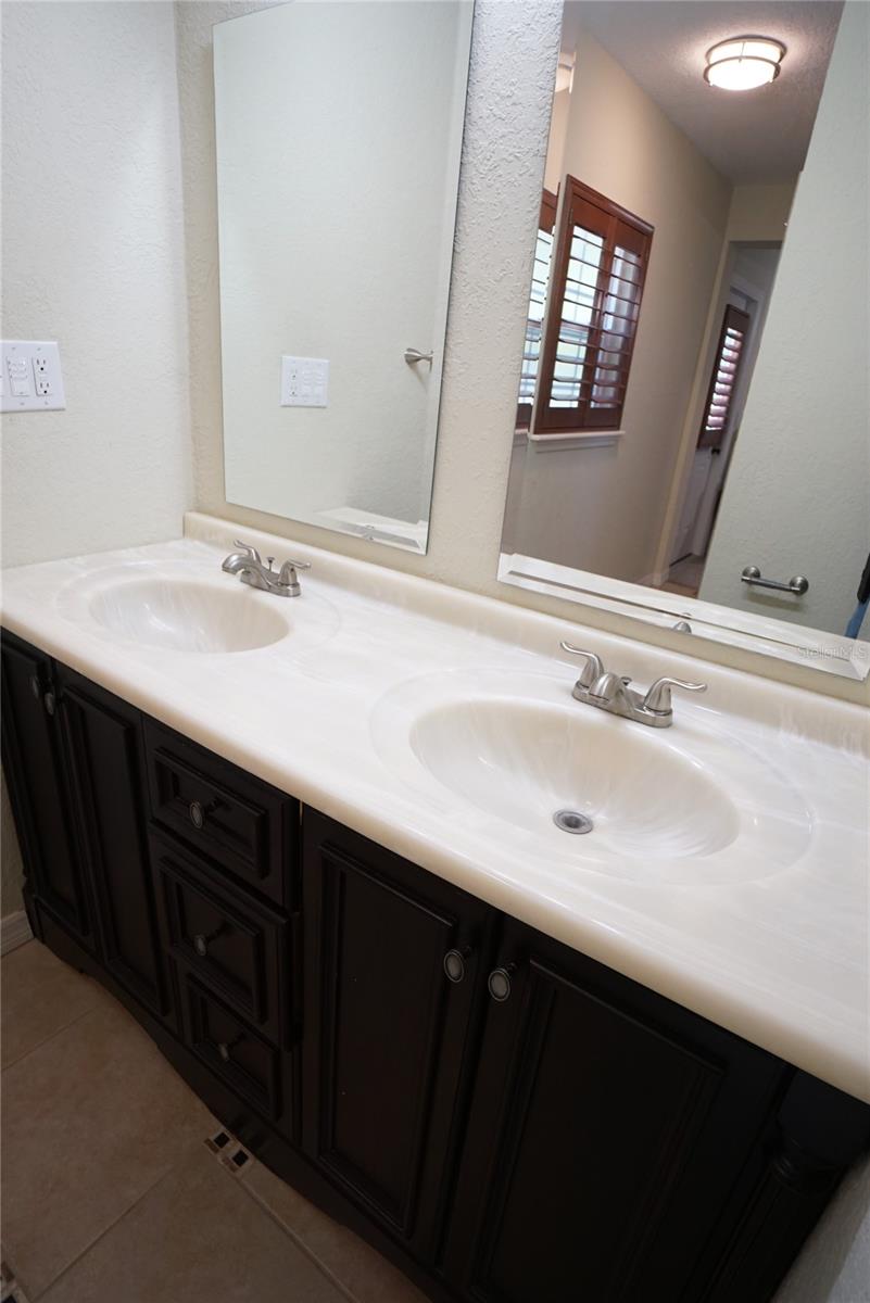 3205 W BALLAST POINT BLVD, TAMPA, FL, 33611