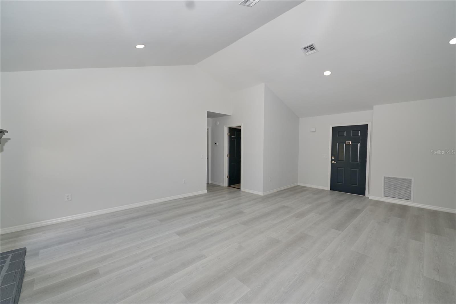 119 RIDGECREST DR, EUSTIS, FL, 32726