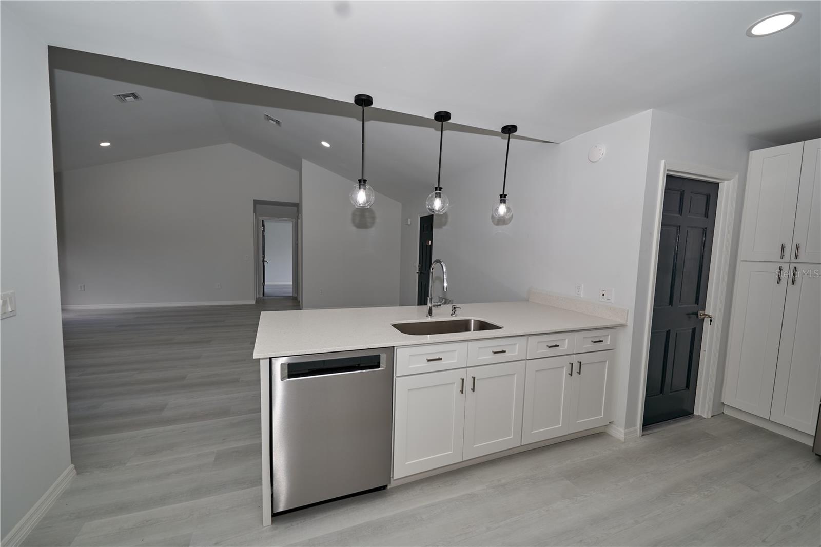 119 RIDGECREST DR, EUSTIS, FL, 32726