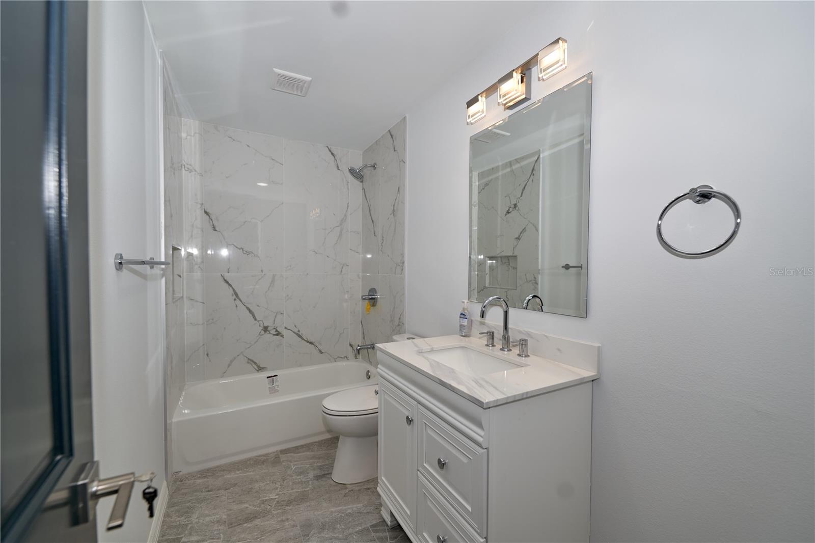 119 RIDGECREST DR, EUSTIS, FL, 32726