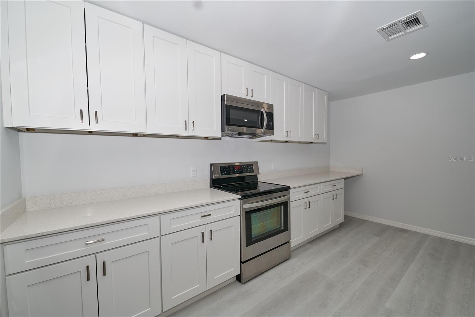 119 RIDGECREST DR, EUSTIS, FL, 32726