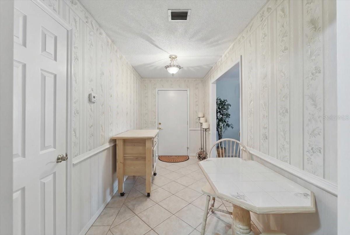 236 W LAKE INA DR, WINTER HAVEN, FL, 33884