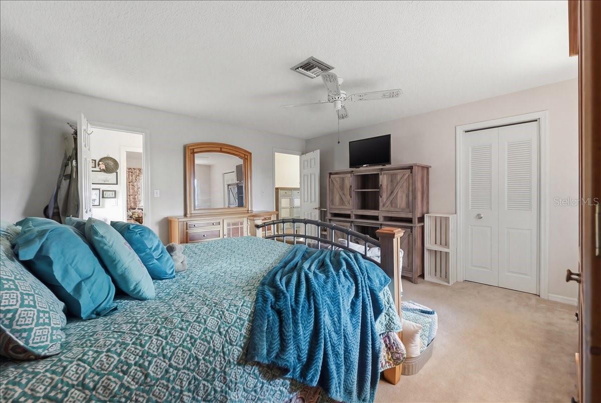 236 W LAKE INA DR, WINTER HAVEN, FL, 33884