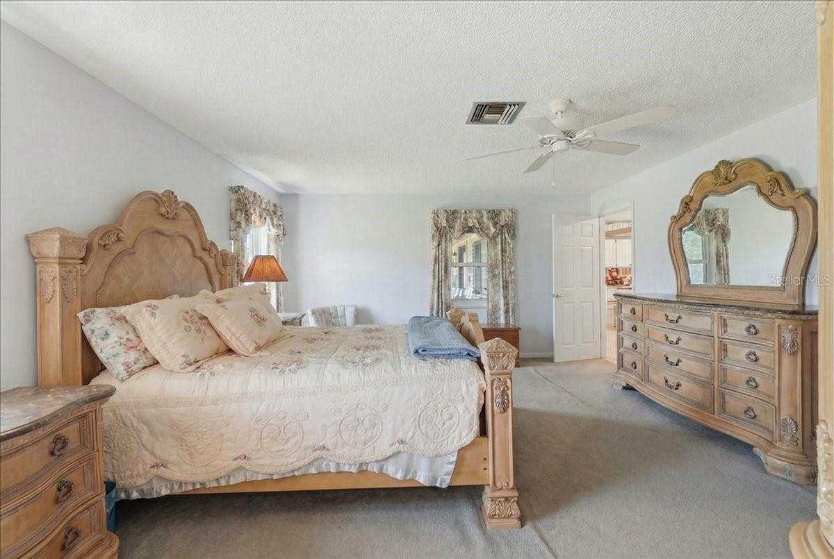 236 W LAKE INA DR, WINTER HAVEN, FL, 33884
