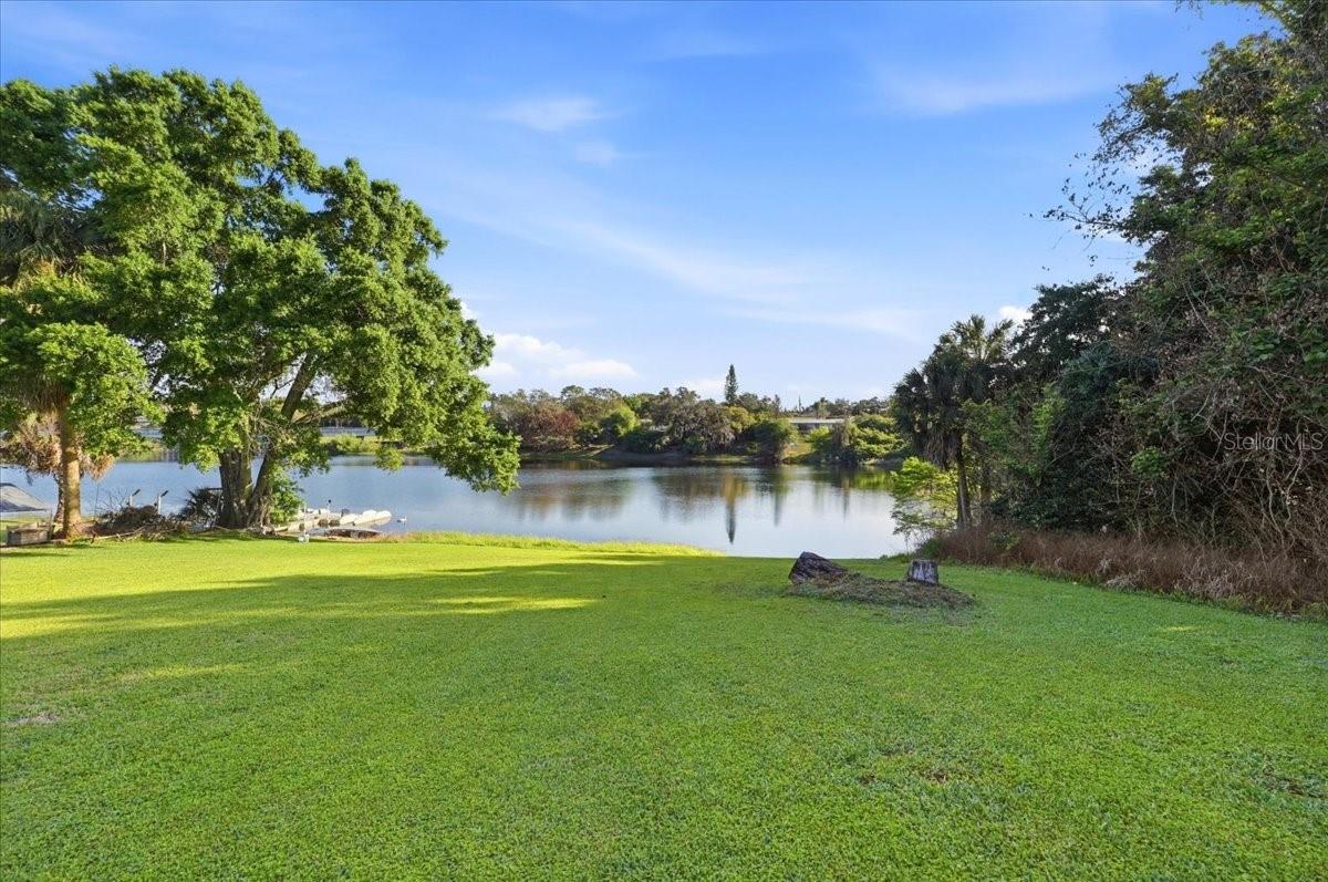 236 W LAKE INA DR, WINTER HAVEN, FL, 33884