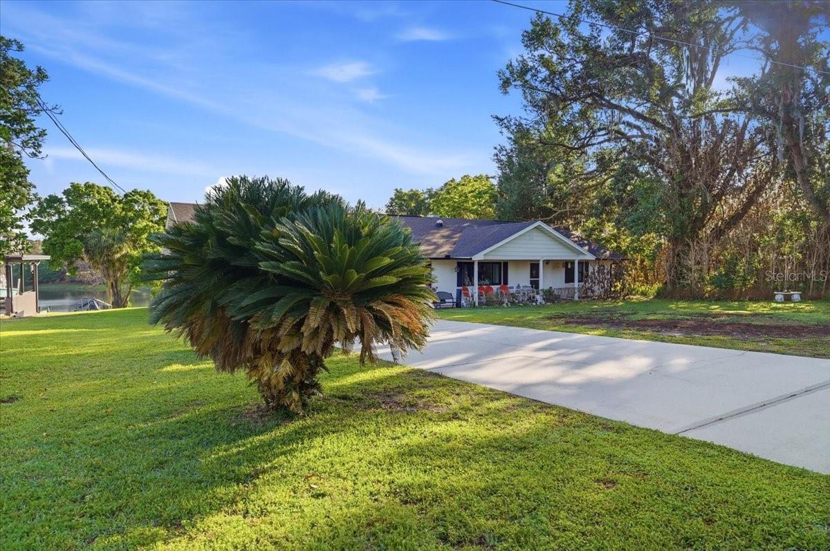 236 W LAKE INA DR, WINTER HAVEN, FL, 33884