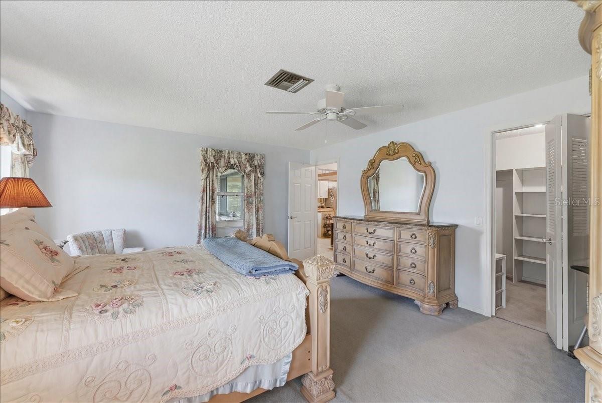 236 W LAKE INA DR, WINTER HAVEN, FL, 33884