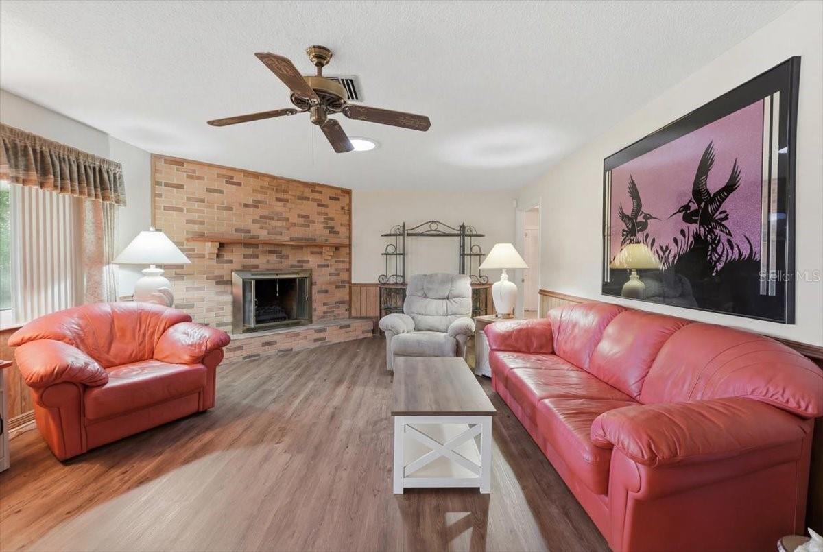 236 W LAKE INA DR, WINTER HAVEN, FL, 33884