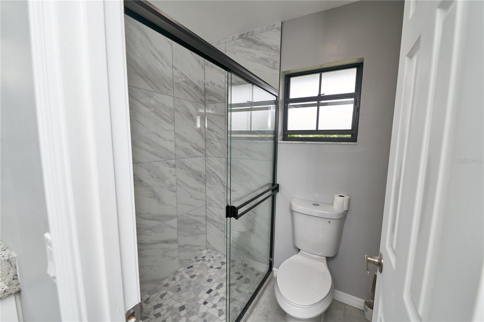 211 MARION OAKS LN, OCALA, FL, 34473
