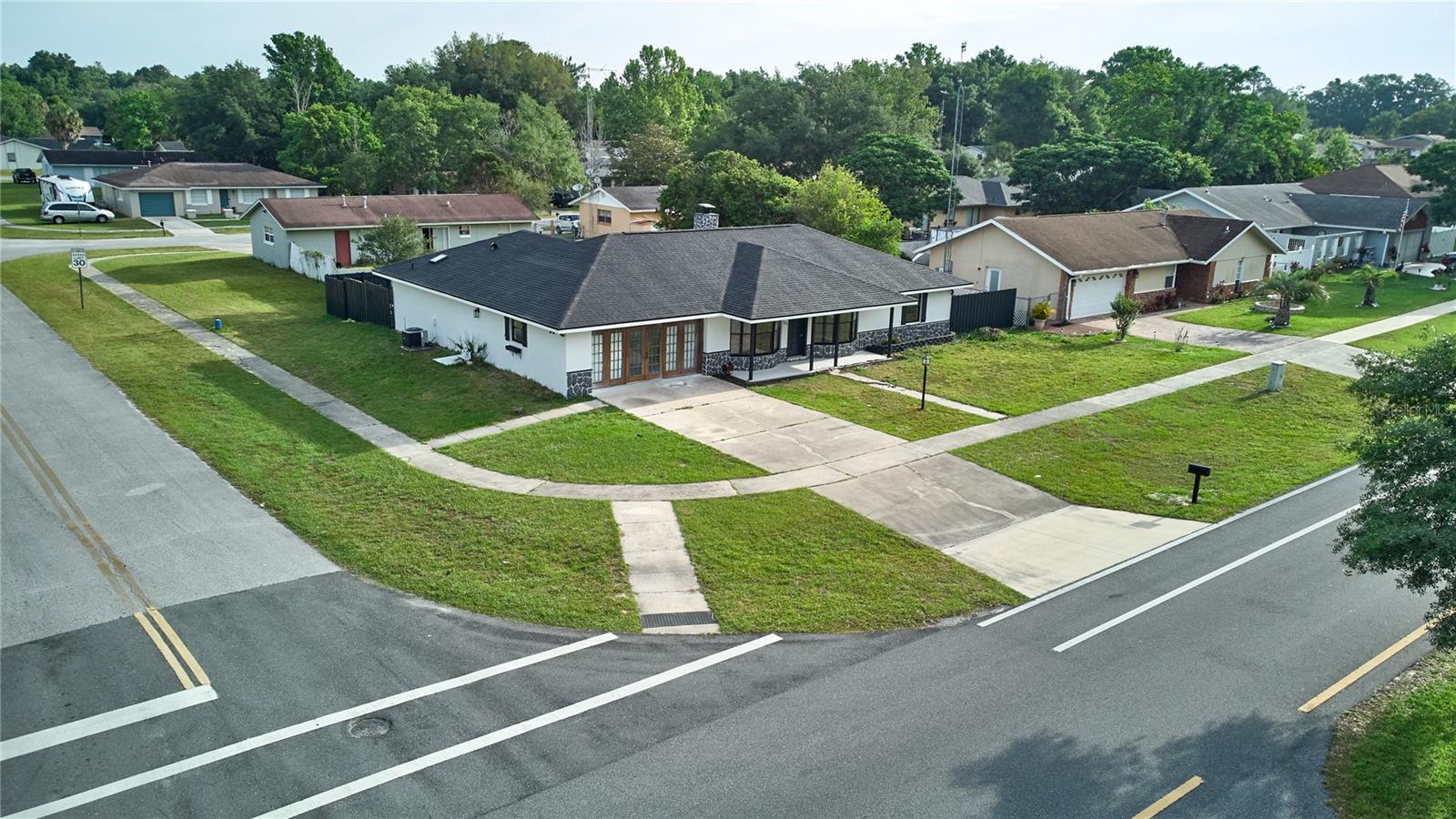 211 MARION OAKS LN, OCALA, FL, 34473
