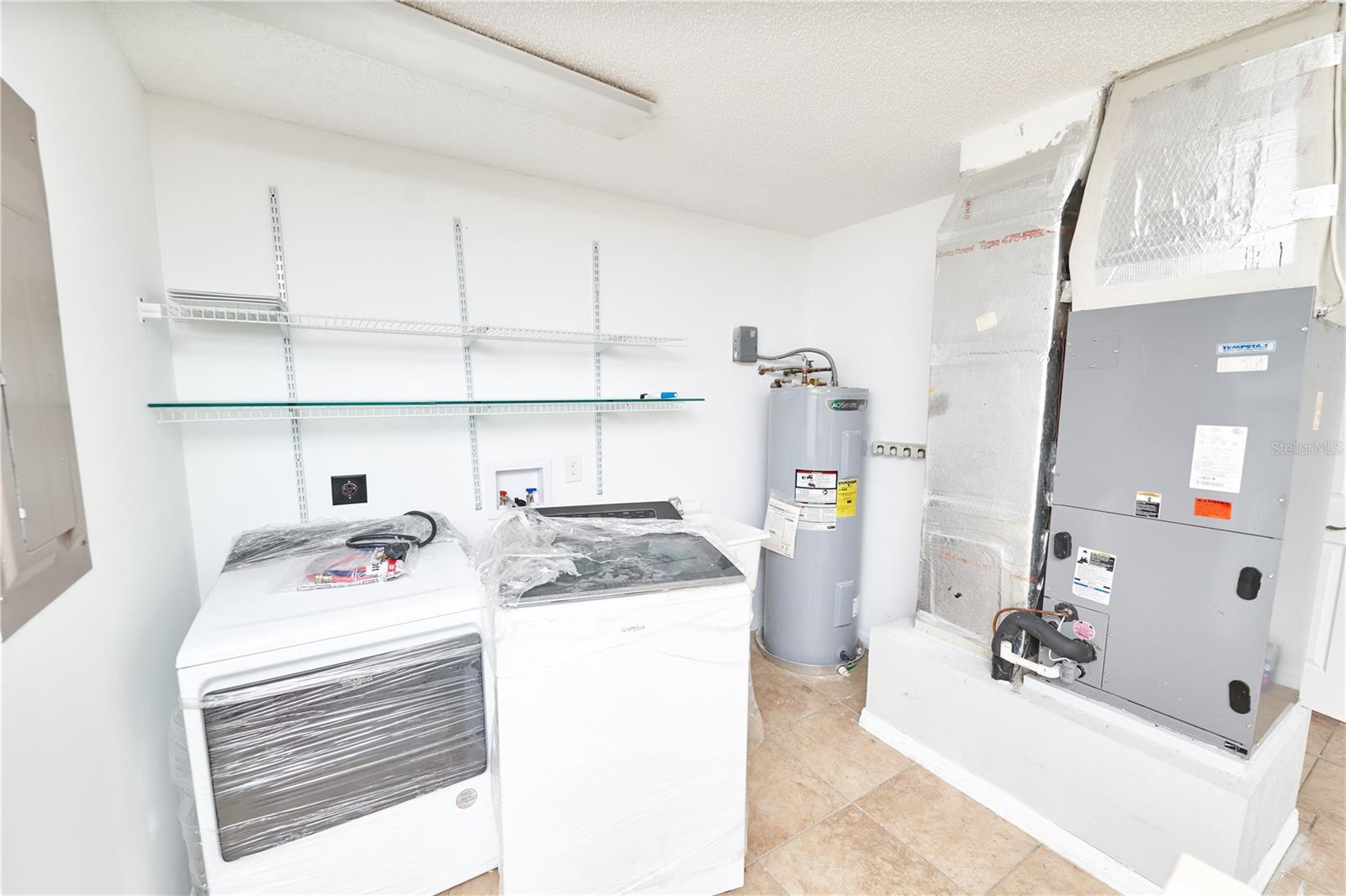211 MARION OAKS LN, OCALA, FL, 34473