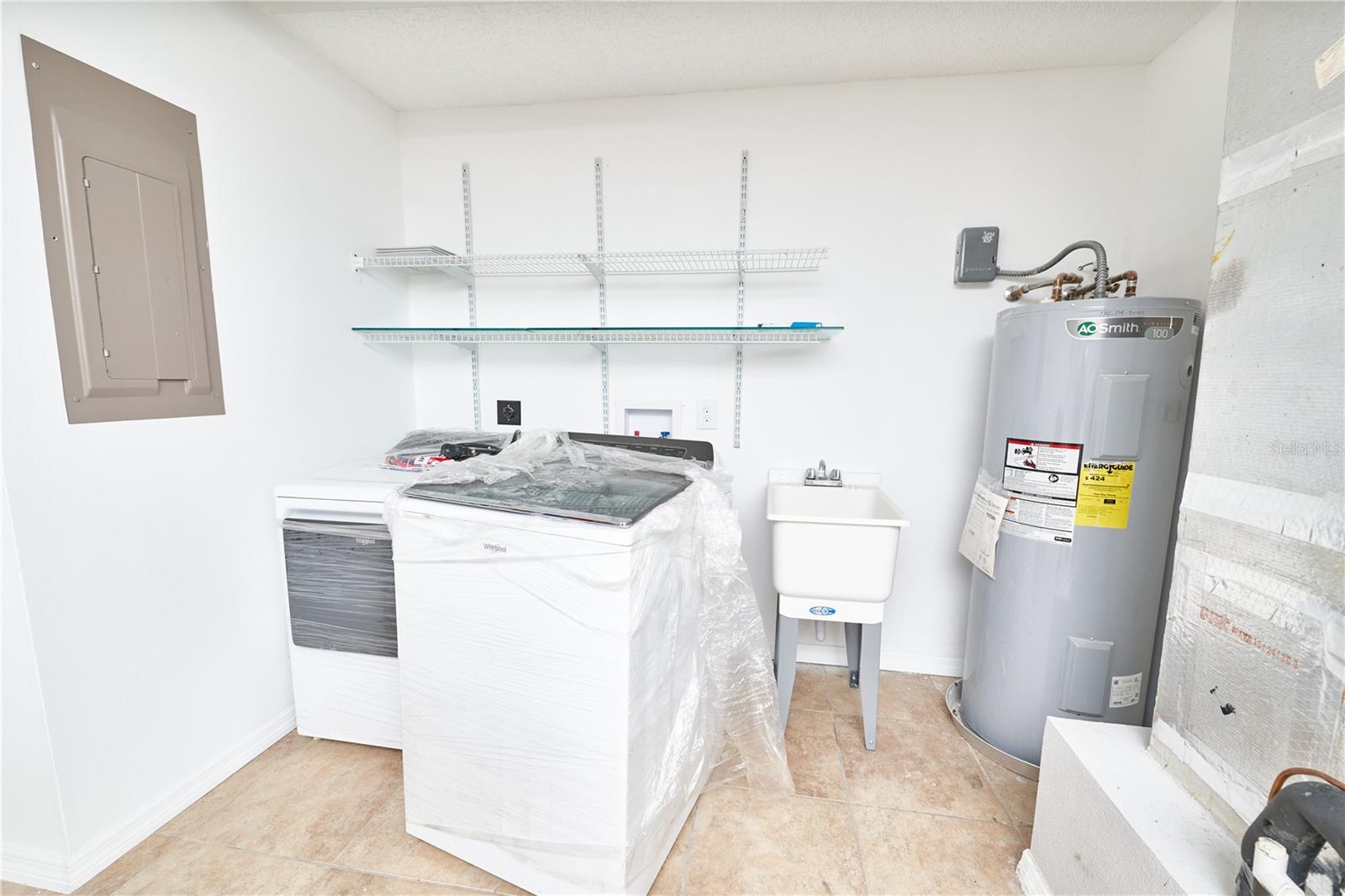 211 MARION OAKS LN, OCALA, FL, 34473