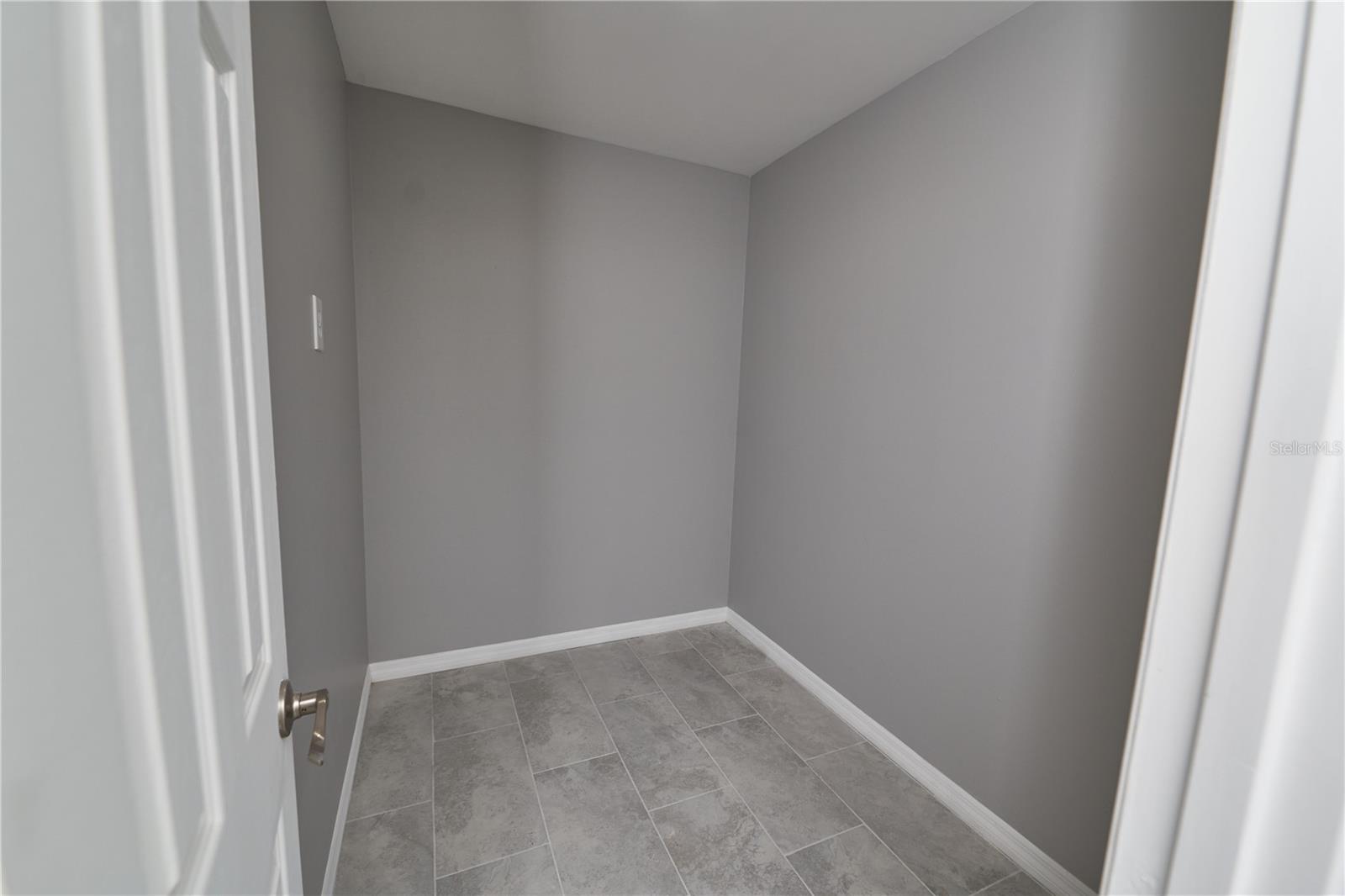 211 MARION OAKS LN, OCALA, FL, 34473