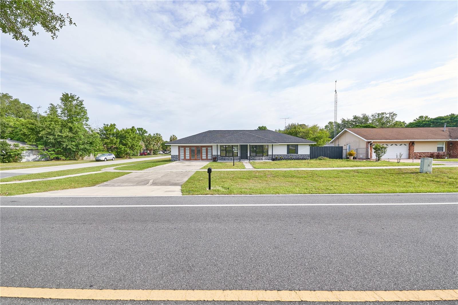 211 MARION OAKS LN, OCALA, FL, 34473