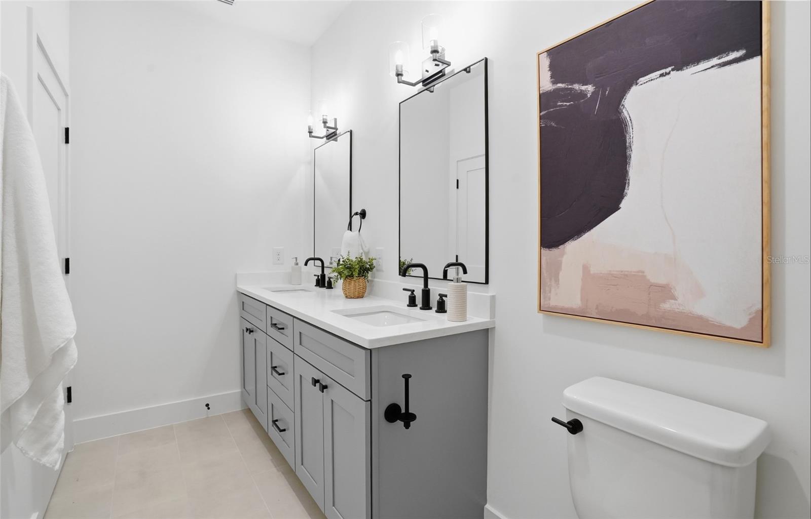 3002 W PLATT #4, TAMPA, FL, 33609