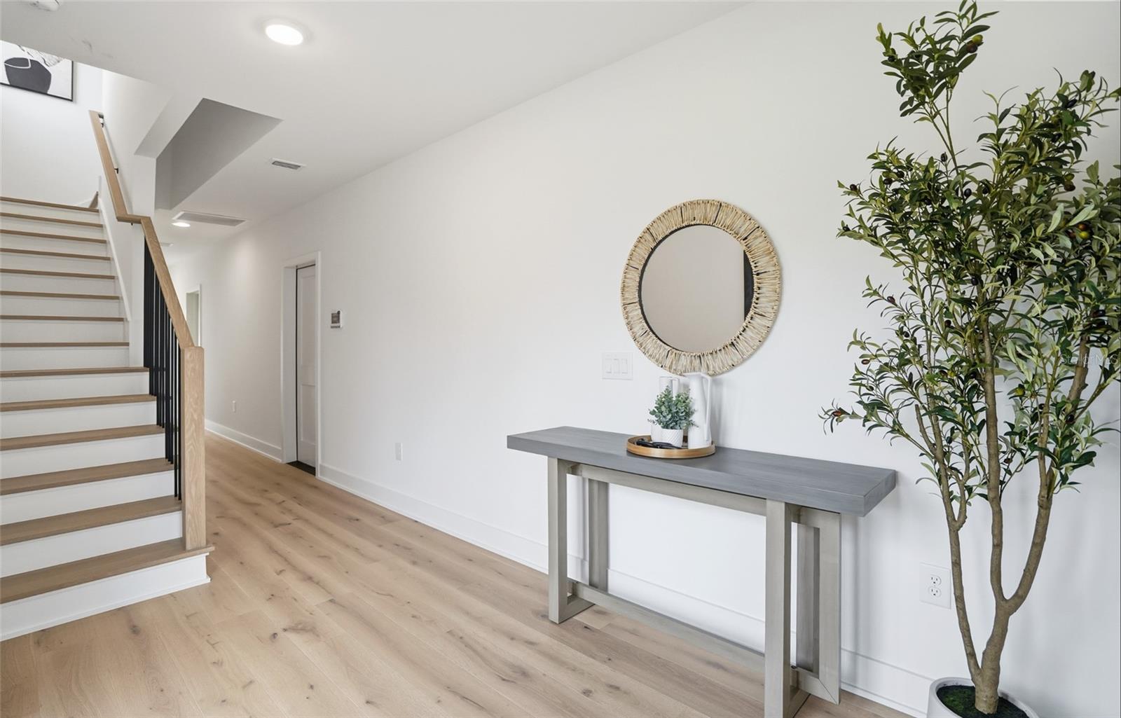 3002 W PLATT #4, TAMPA, FL, 33609