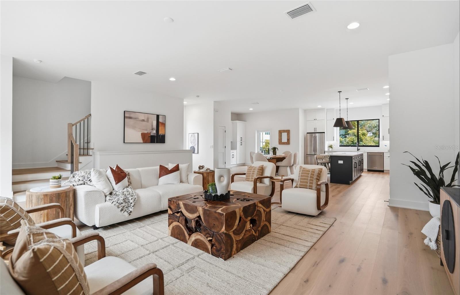 3002 W PLATT #4, TAMPA, FL, 33609