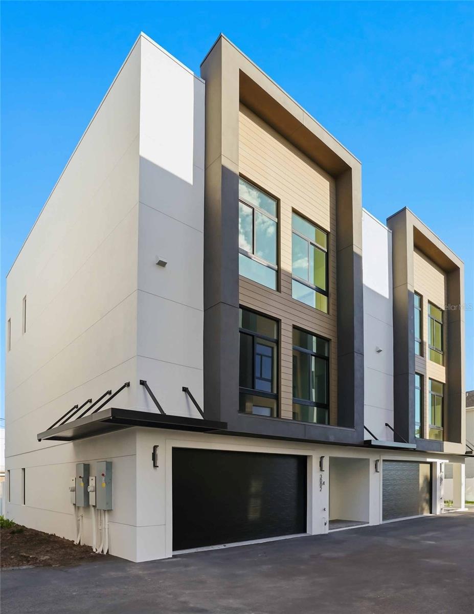 3002 W PLATT #4, TAMPA, FL, 33609