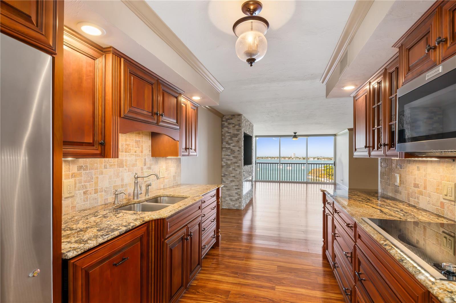 435 S GULFSTREAM AVE #1103, SARASOTA, FL, 34236