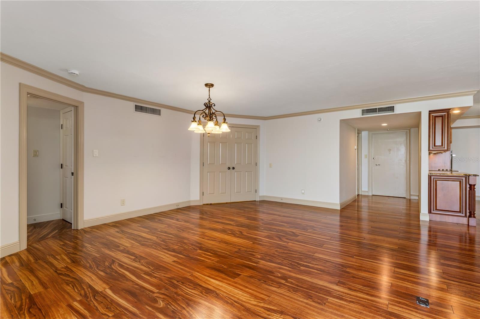 435 S GULFSTREAM AVE #1103, SARASOTA, FL, 34236