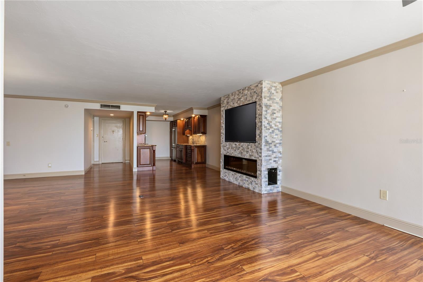 435 S GULFSTREAM AVE #1103, SARASOTA, FL, 34236