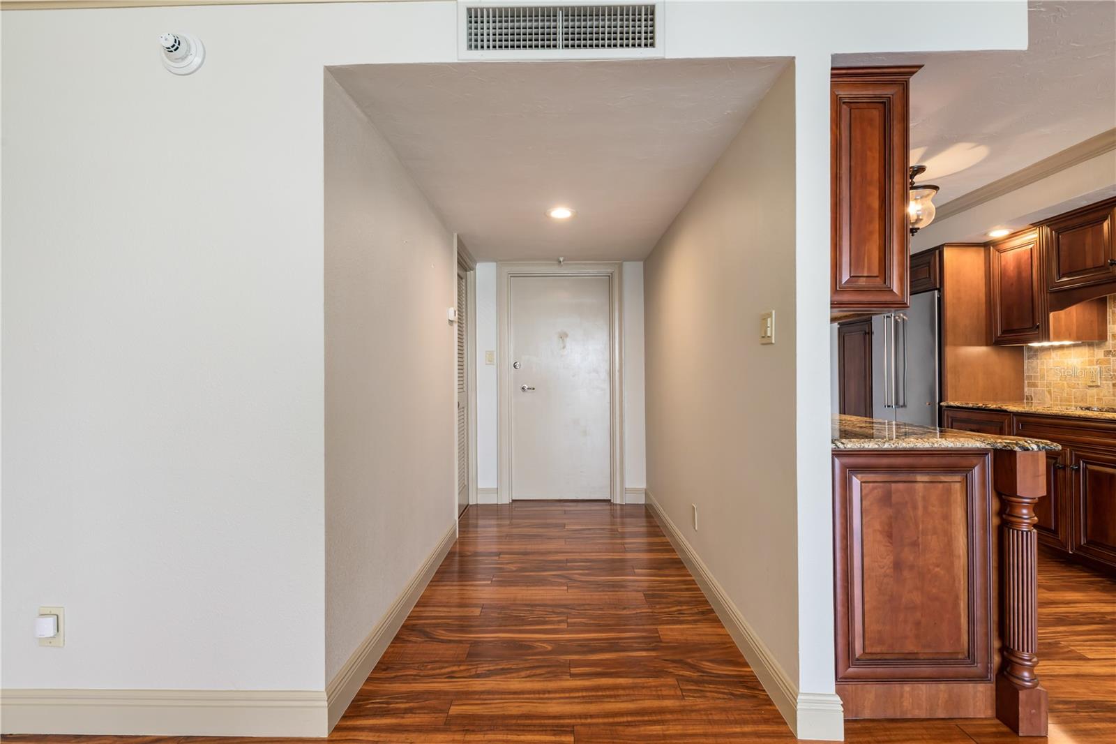 435 S GULFSTREAM AVE #1103, SARASOTA, FL, 34236