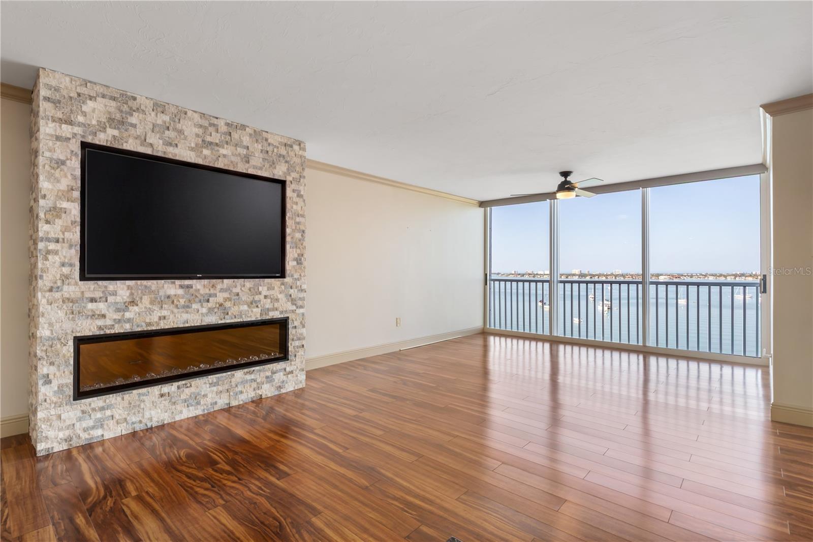 435 S GULFSTREAM AVE #1103, SARASOTA, FL, 34236