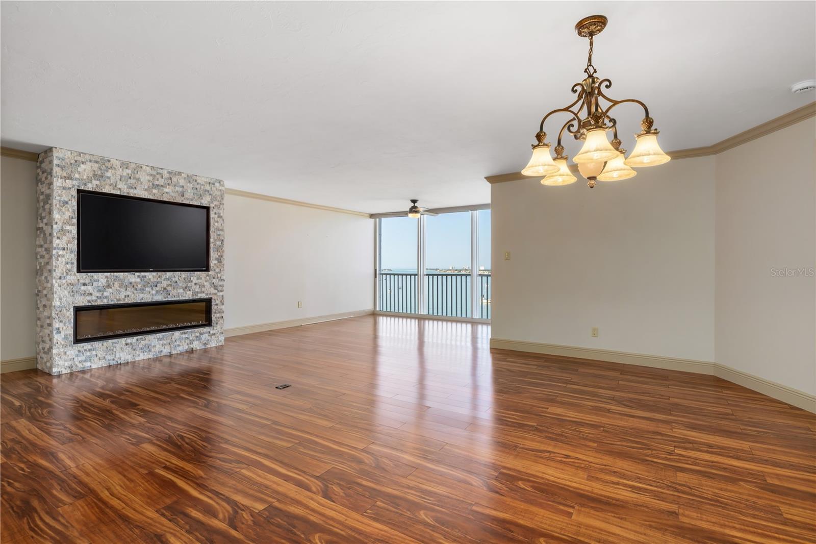 435 S GULFSTREAM AVE #1103, SARASOTA, FL, 34236
