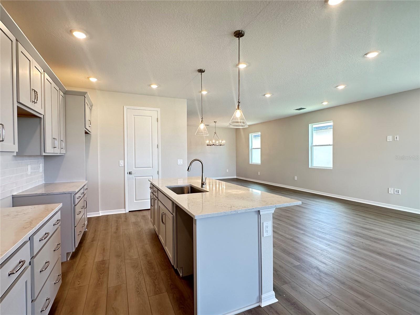 5932 FRESH FLORA DRIVE, WIMAUMA, FL, 33598