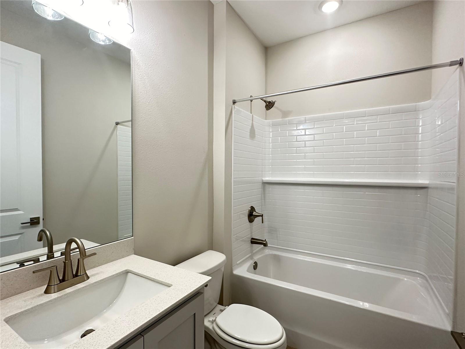 5932 FRESH FLORA DRIVE, WIMAUMA, FL, 33598