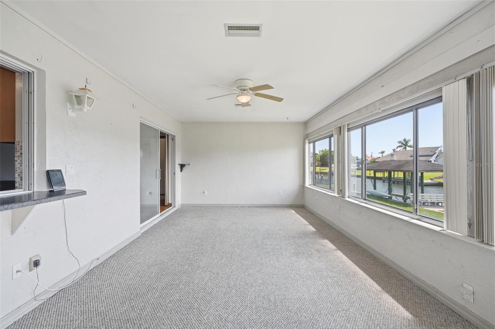 10 CHERRY CT, PALM COAST, FL, 32137