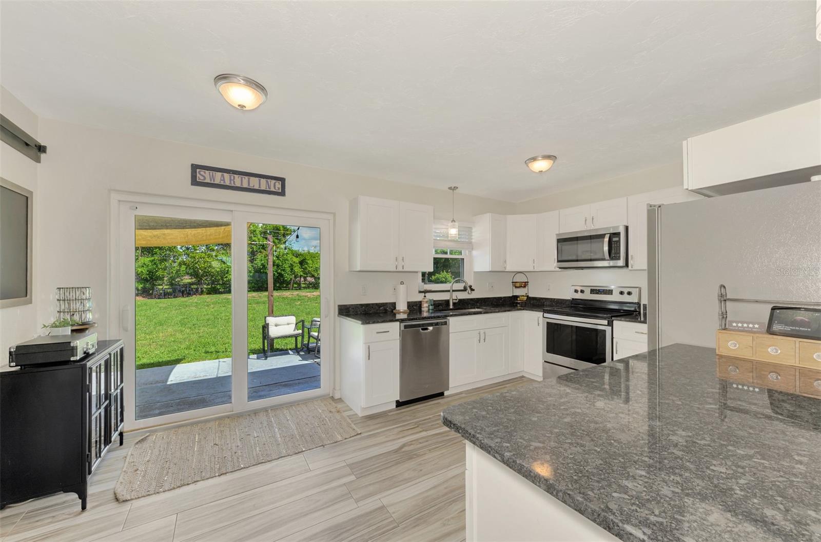 5807 28TH AVENUE DR E, BRADENTON, FL, 34208