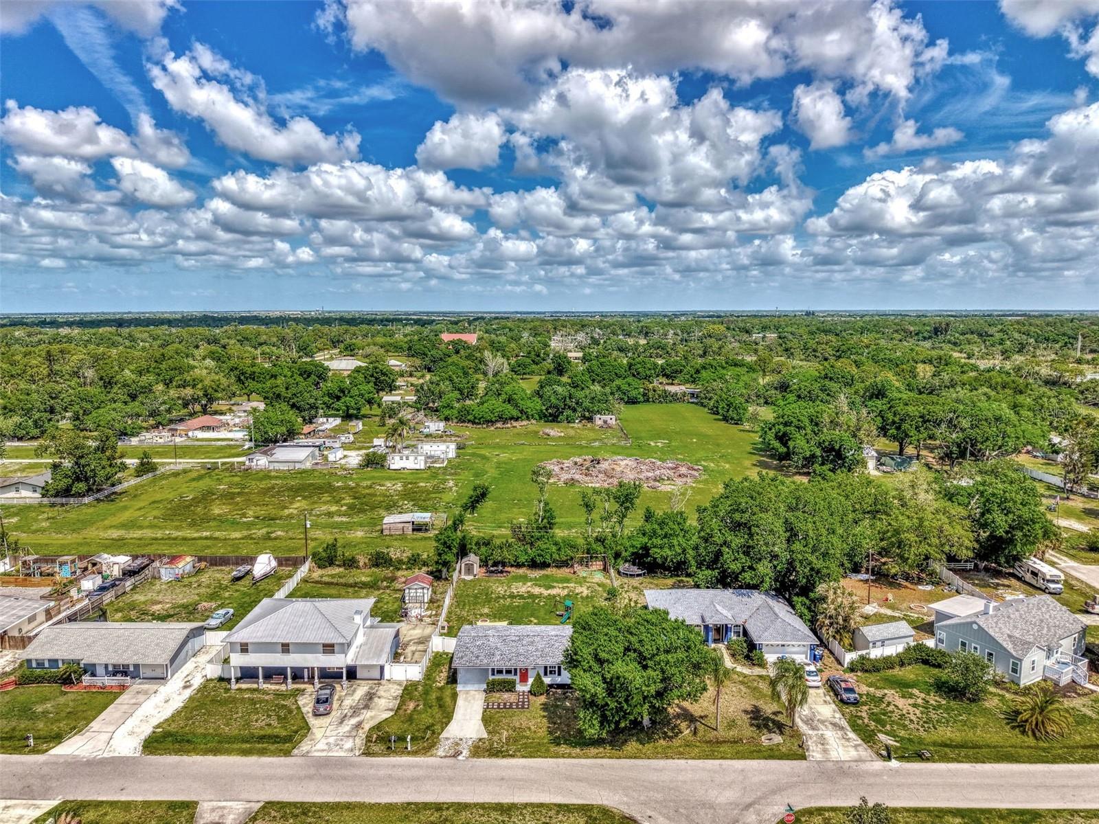 5807 28TH AVENUE DR E, BRADENTON, FL, 34208