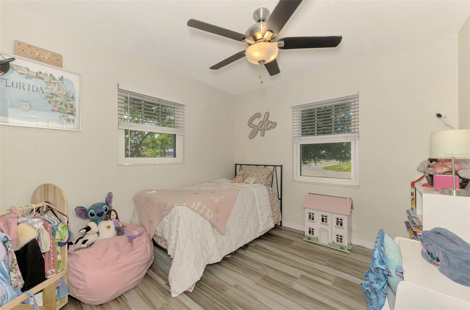 5807 28TH AVENUE DR E, BRADENTON, FL, 34208