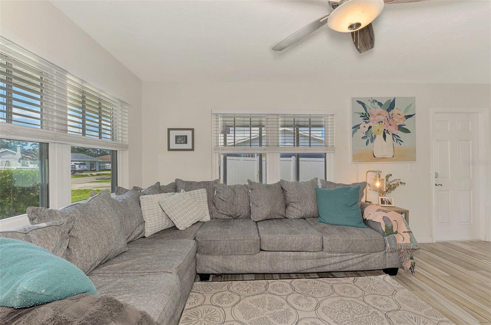 5807 28TH AVENUE DR E, BRADENTON, FL, 34208