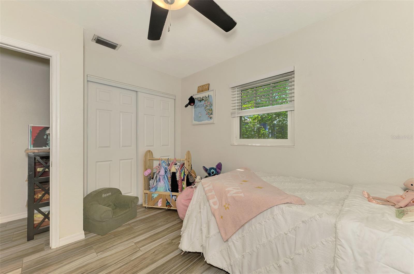 5807 28TH AVENUE DR E, BRADENTON, FL, 34208