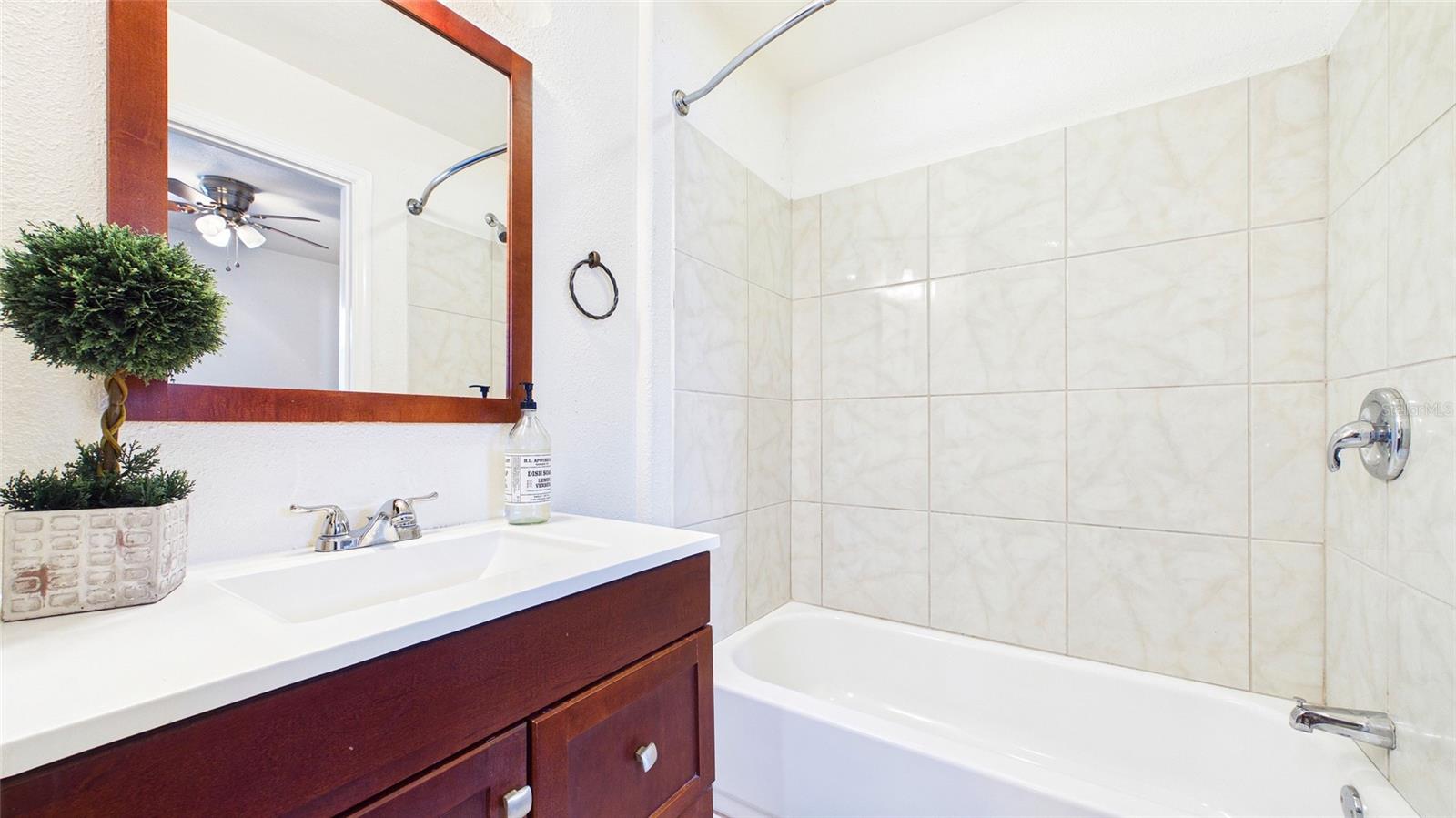 6447 17TH PL N, ST PETERSBURG, FL, 33710