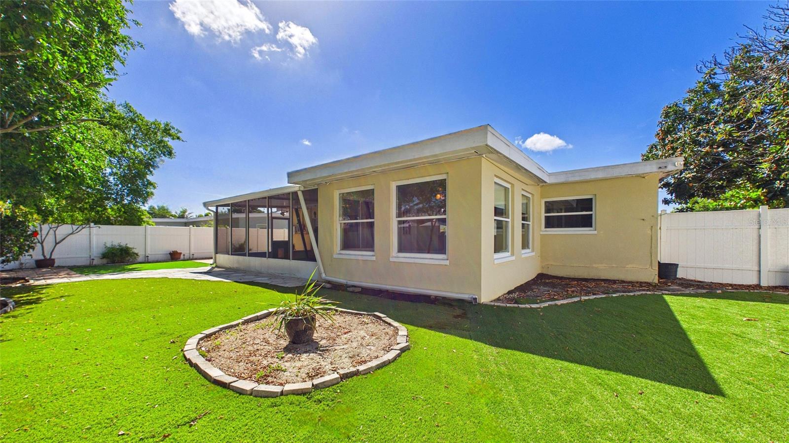 6447 17TH PL N, ST PETERSBURG, FL, 33710