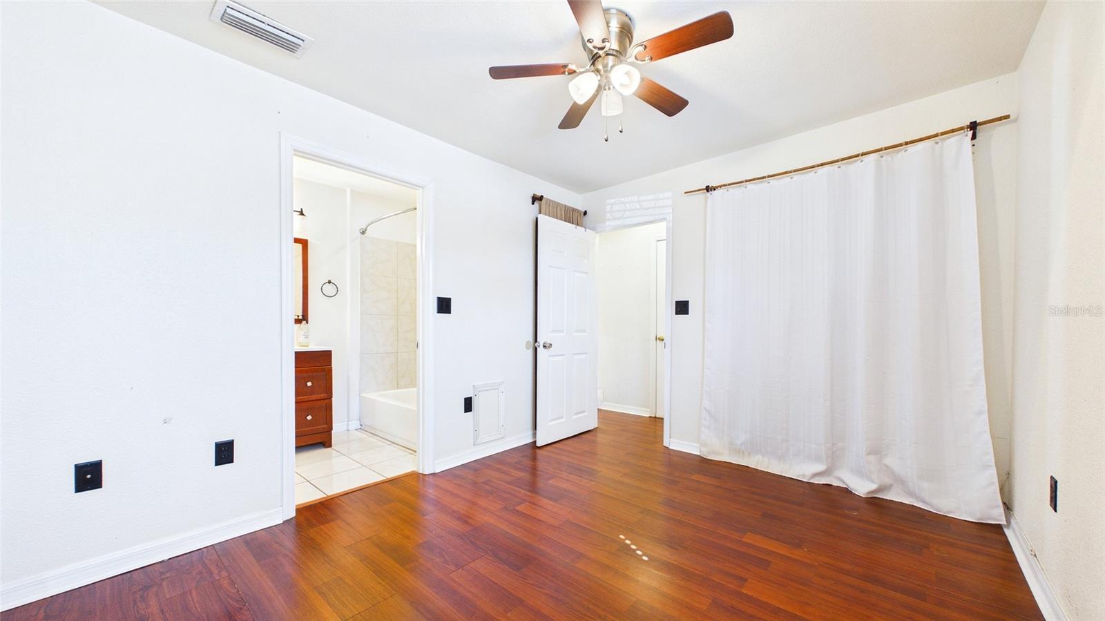 6447 17TH PL N, ST PETERSBURG, FL, 33710