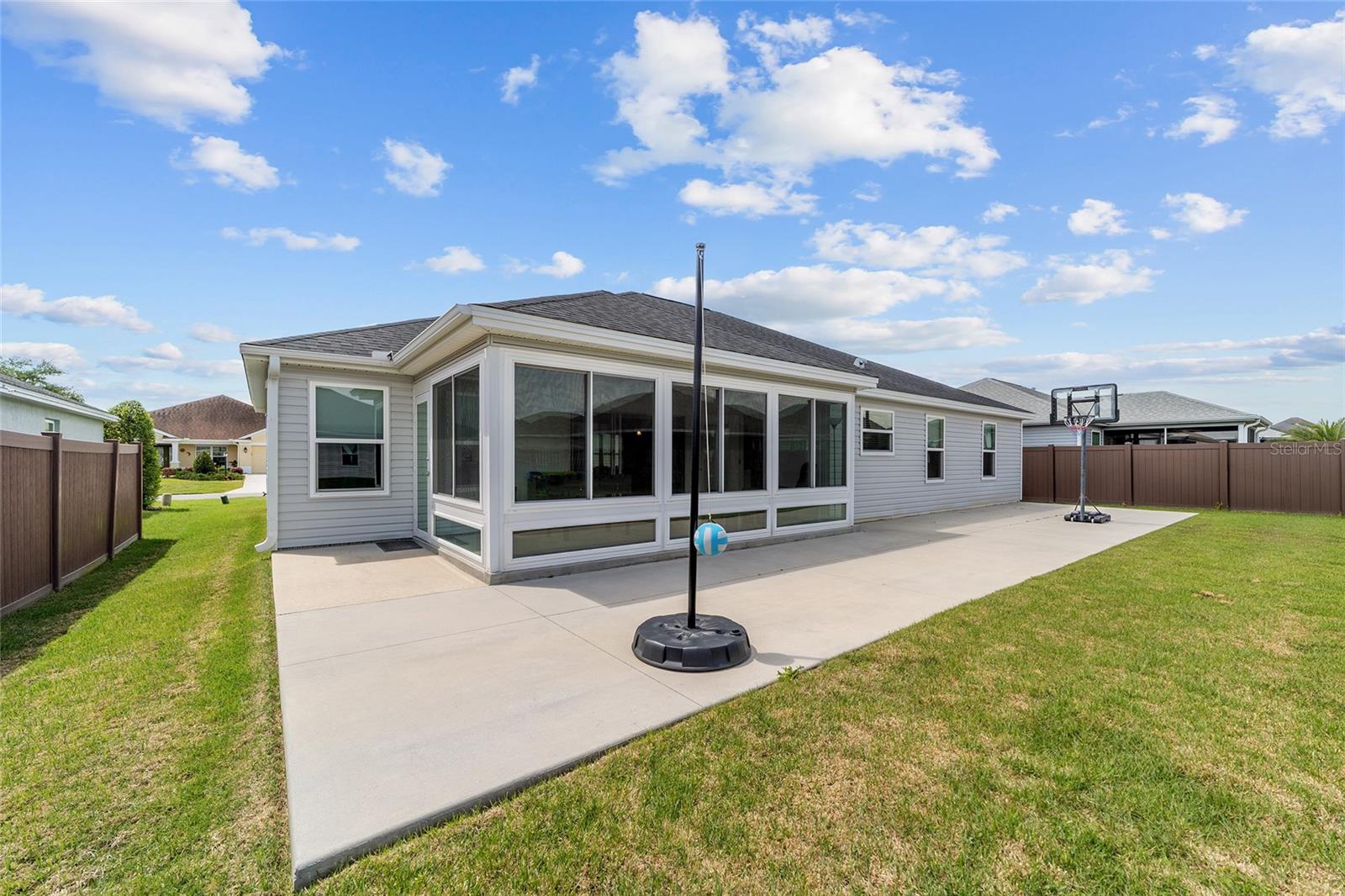 3335 ROHAN RD, OXFORD, FL, 34484