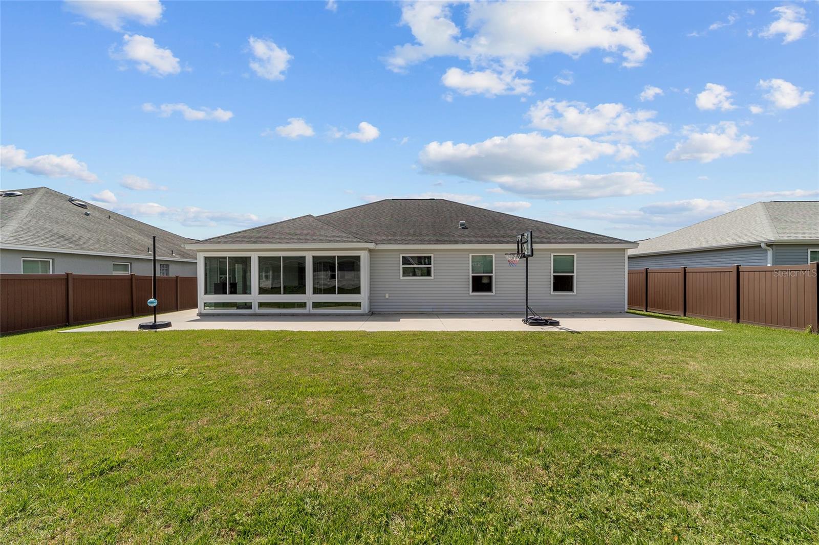 3335 ROHAN RD, OXFORD, FL, 34484