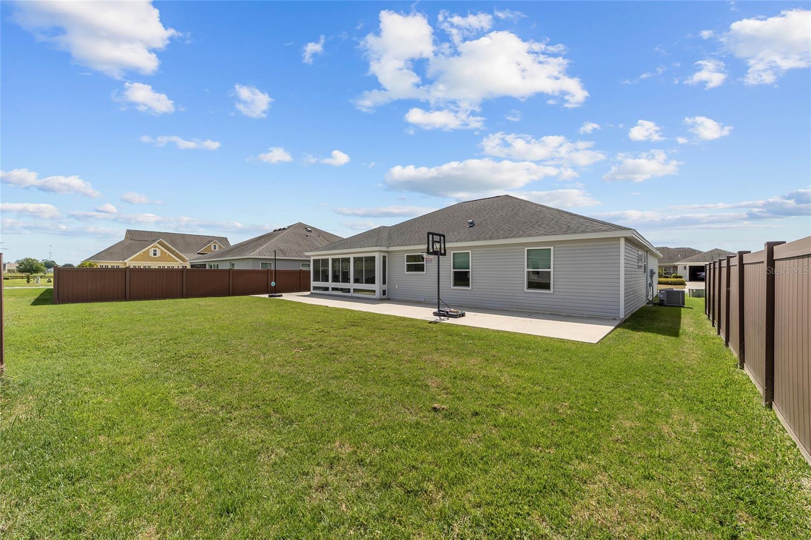3335 ROHAN RD, OXFORD, FL, 34484