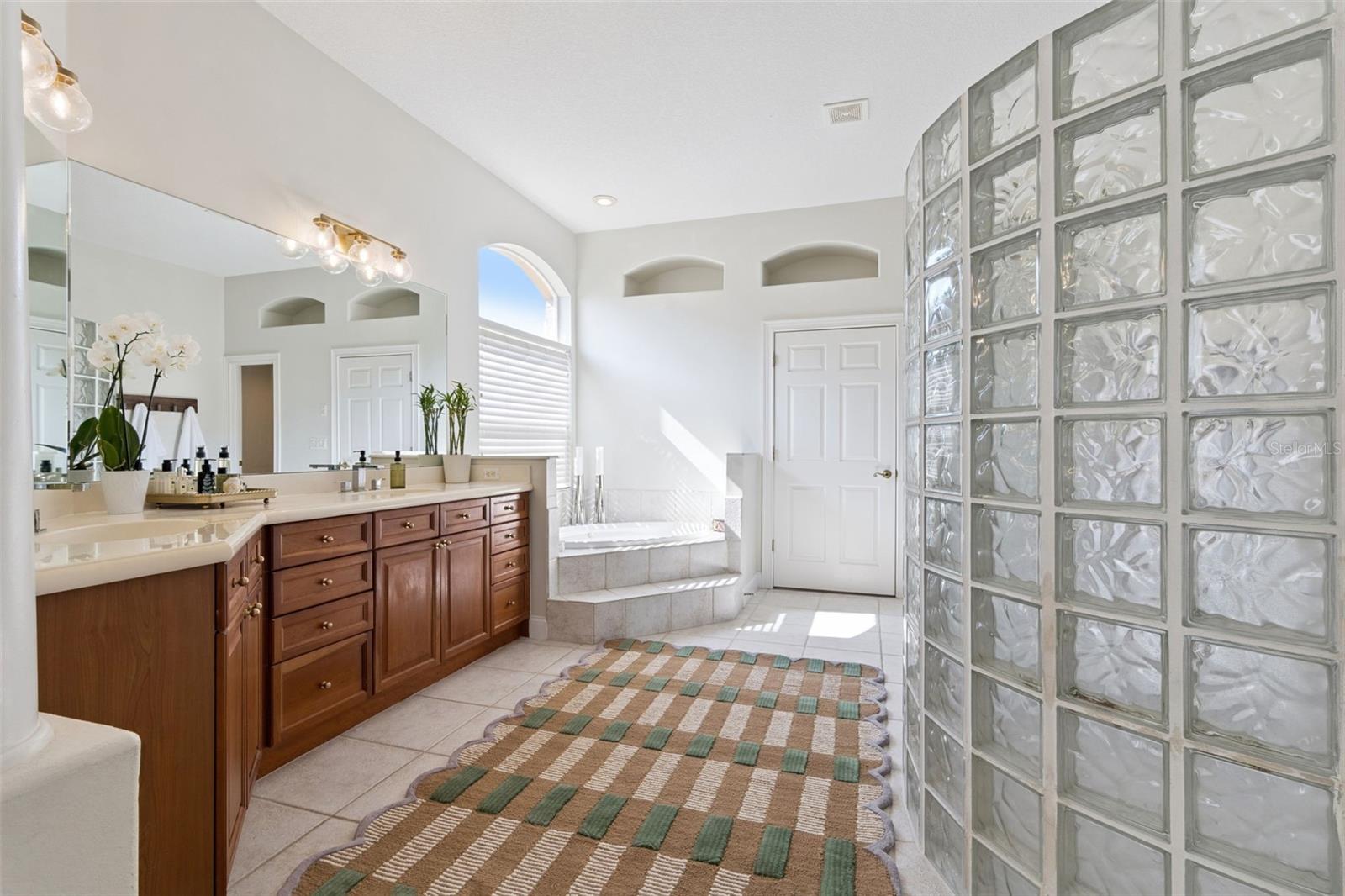 213 HEATHERWOOD CT, WINTER SPRINGS, FL, 32708