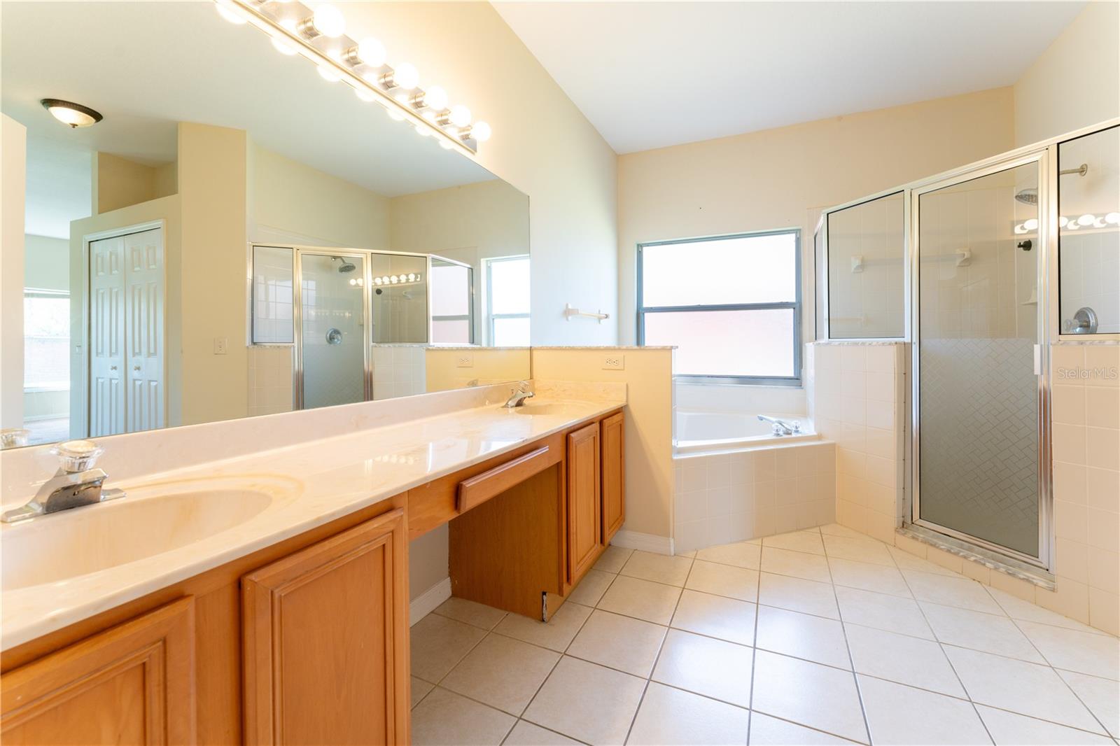 2563 ASTER COVE LN, KISSIMMEE, FL, 34758